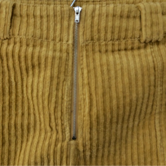 Sadie & Sage corduroy mini skirt, size L - Picture 5 of 5